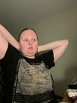 lexie lilacs online show from March 18, 12:16 am