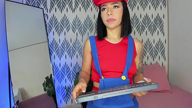 AndreaVelasco online show from March 10, 9:29 pm