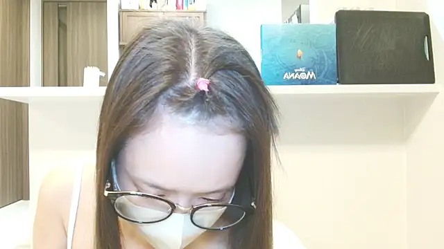  hina chan  online show from November 12, 2:06 pm