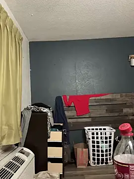 HotMessStilltheBest online show from January 13, 1:56 am