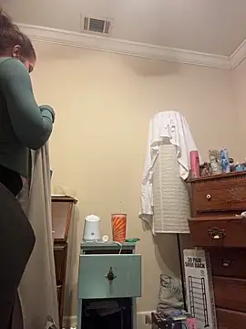 HotMessStilltheBest online show from November 7, 6:57 am