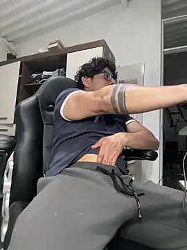 ikkipro online show from March 6, 1:24 am