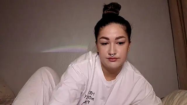 Aria Blisss online show from December 23, 1:25 am