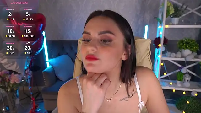 Snapshot of MilashaLovely chatting on February 16, 12:08 am MilashaLovely online show from February 16, 12:08 am