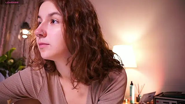 Snapshot of mind_game chatting on September 14, 5:39 am mind game online show from September 14, 5:39 am