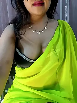 deslisexpriya online show from November 26, 6:25 am