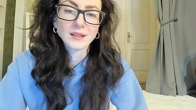 Baby Jewel online show from January 14, 11:10 am