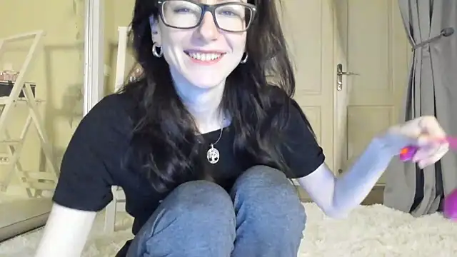 Baby Jewel online show from February 2, 11:08 am