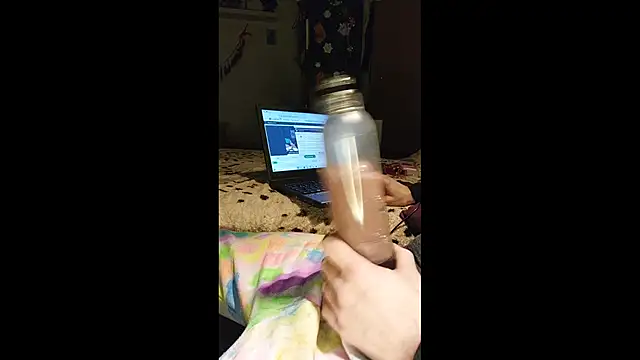 Gilgamesch1704 online show from December 2, 6:41 am