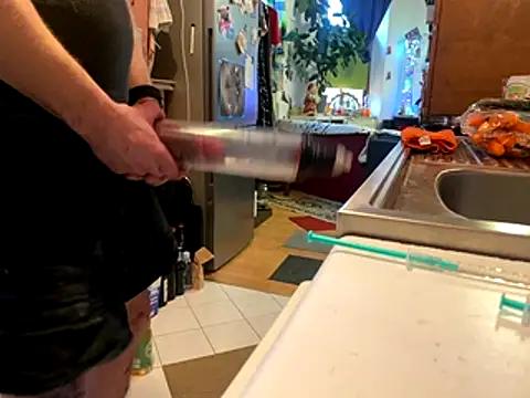 Gilgamesch1704 online show from December 14, 8:20 am