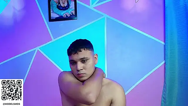 couple lovelyds online show from January 6, 8:45 pm