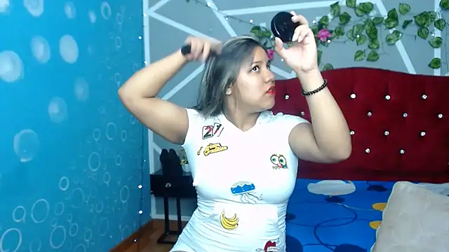 Snapshot of stephanieross202cl chatting on February 2, 2:17 am stephanieross202cl online show from February 2, 2:17 am