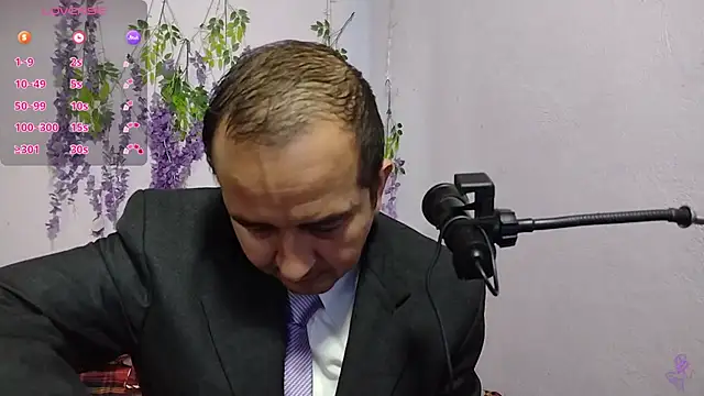 Snapshot of yazforeSolo chatting on September 25, 1:04 pm yazforeSolo online show from September 25, 1:04 pm