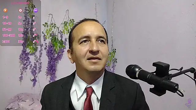 Snapshot of yazforeSolo chatting on September 27, 3:17 pm yazforeSolo online show from September 27, 3:17 pm