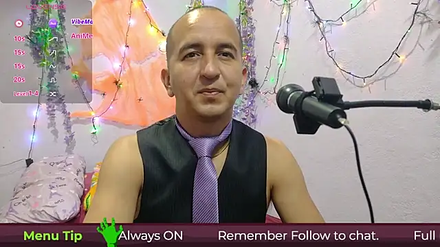 Snapshot of yazforeSolo chatting on October 12, 2:16 pm yazforeSolo online show from October 12, 2:16 pm