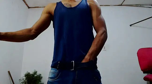 fernandez latinblackk online show from December 13, 4:54 am