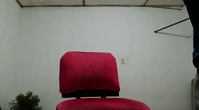 fernandez latinblackk online show from December 18, 5:04 am