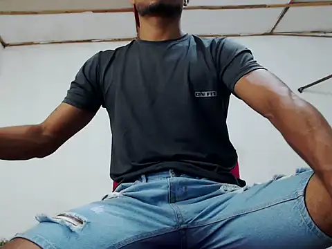 fernandez latinblackk online show from January 4, 3:40 am