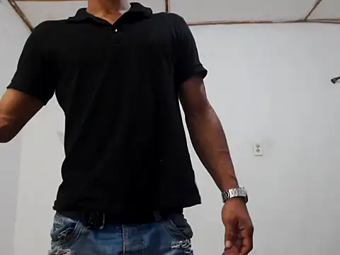 fernandez latinblackk online show from January 27, 9:55 pm