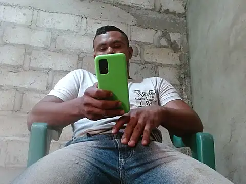 fernandez latinblackk online show from October 20, 1:33 pm