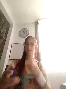 Snapshot of catt_evans1 chatting on December 10, 6:06 pm catt evans1 online show from December 10, 6:06 pm