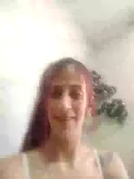 Snapshot of catt_evans1 chatting on December 15, 10:26 pm catt evans1 online show from December 15, 10:26 pm