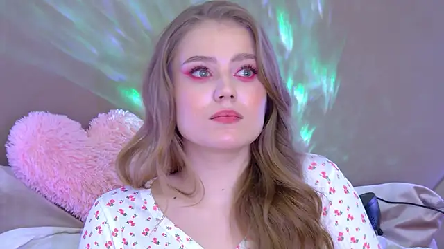 SelinSwarovski online show from October 9, 6:17 pm