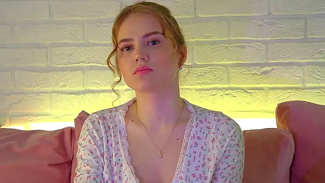 SelinSwarovski online show from February 23, 3:53 pm