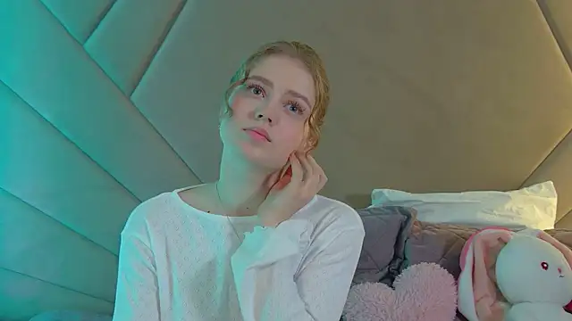 SelinSwarovski online show from March 4, 4:24 pm