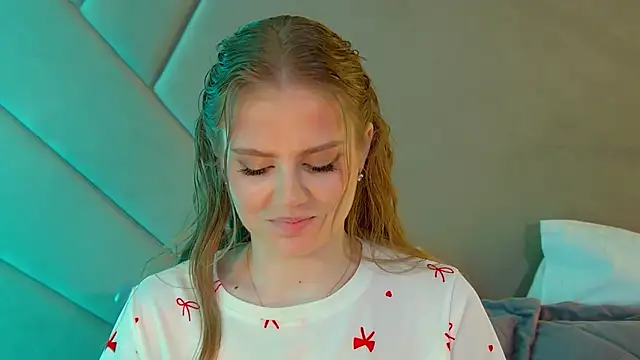 SelinSwarovski online show from March 11, 4:46 pm