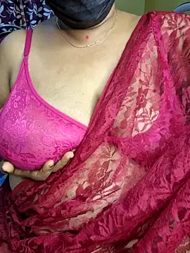 Snapshot of Cute_Bellaa chatting on December 25, 10:06 am Cute Bellaa online show from December 25, 10:06 am