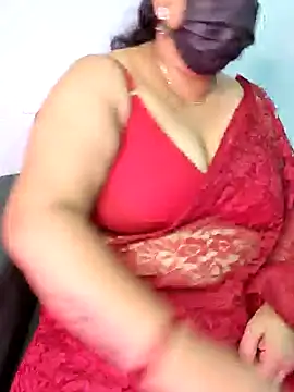 Snapshot of Cute_Bellaa chatting on January 1, 8:02 am Cute Bellaa online show from January 1, 8:02 am