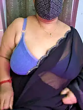 Snapshot of Cute_Bellaa chatting on January 3, 10:41 am Cute Bellaa online show from January 3, 10:41 am