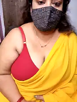 Snapshot of Cute_Bellaa chatting on February 2, 12:02 pm Cute Bellaa online show from February 2, 12:02 pm