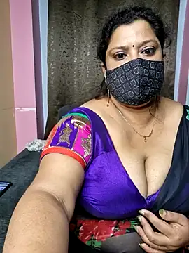 Snapshot of Cute_Bellaa chatting on February 3, 11:20 am Cute Bellaa online show from February 3, 11:20 am