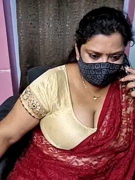 Snapshot of Cute_Bellaa chatting on February 4, 8:02 am Cute Bellaa online show from February 4, 8:02 am