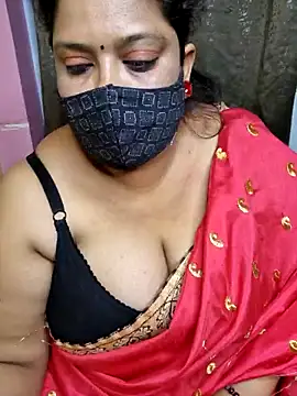 Snapshot of Cute_Bellaa chatting on February 15, 12:11 pm Cute Bellaa online show from February 15, 12:11 pm