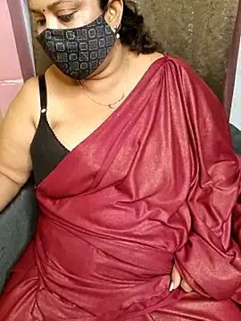 Snapshot of Cute_Bellaa chatting on February 17, 5:32 pm Cute Bellaa online show from February 17, 5:32 pm