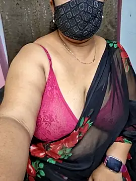Snapshot of Cute_Bellaa chatting on February 21, 11:22 am Cute Bellaa online show from February 21, 11:22 am