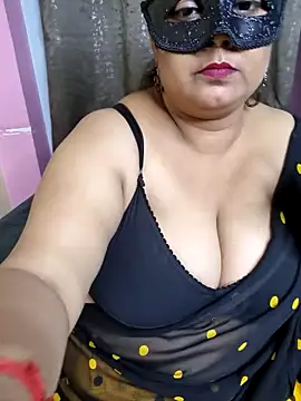 Snapshot of Cute_Bellaa chatting on March 12, 5:07 pm Cute Bellaa online show from March 12, 5:07 pm