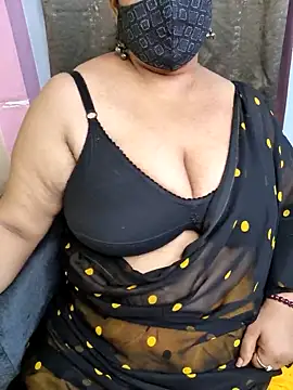 Snapshot of Cute_Bellaa chatting on March 16, 7:26 am Cute Bellaa online show from March 16, 7:26 am
