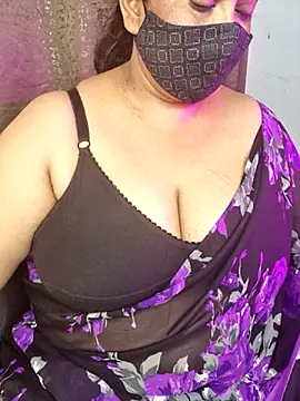 Snapshot of Cute_Bellaa chatting on March 19, 3:51 pm Cute Bellaa online show from March 19, 3:51 pm