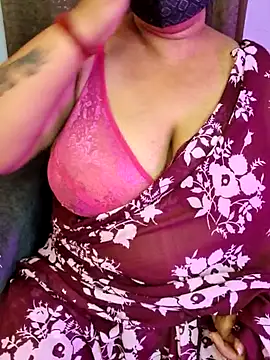 Snapshot of Cute_Bellaa chatting on March 20, 6:19 am Cute Bellaa online show from March 20, 6:19 am