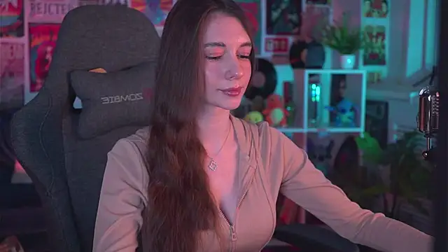 AveAngela online show from December 18, 6:43 am