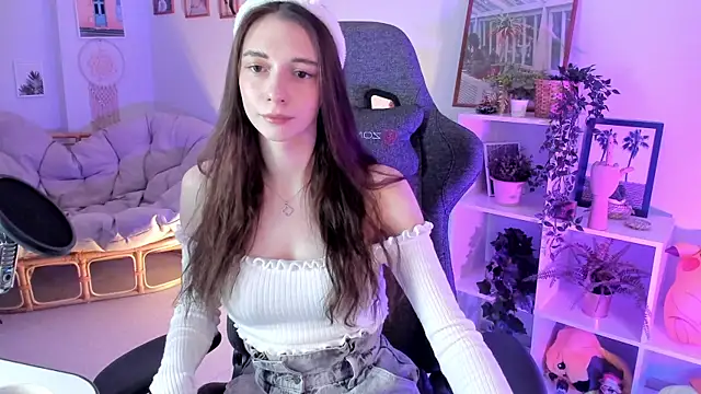 AveAngela online show from December 23, 9:38 am