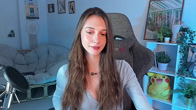 AveAngela online show from January 8, 6:31 pm