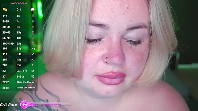 ZaraReignn online show from September 21, 7:37 pm