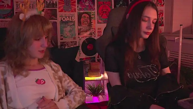 LuxRayi online show from December 25, 3:08 am