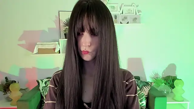 LuxRayi online show from February 2, 2:56 pm