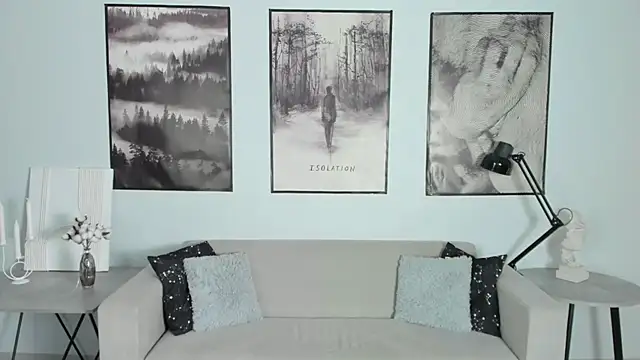 LuxRayi online show from February 6, 9:28 pm